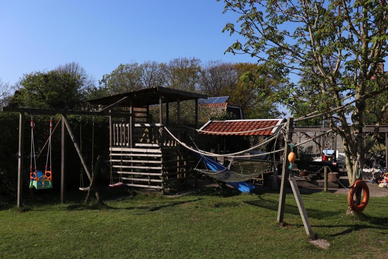 Hoeve Te Gast - Vakantieboerderij Groet Exteriör bild